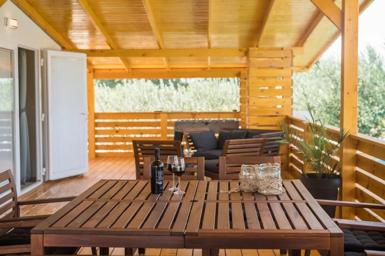 Villa Yvana Pakostane