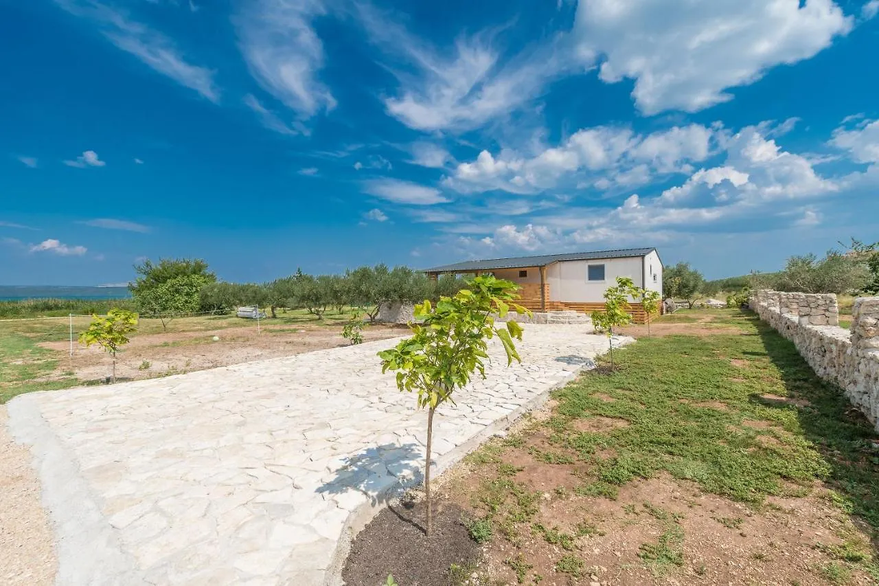 Villa Yvana Pakostane